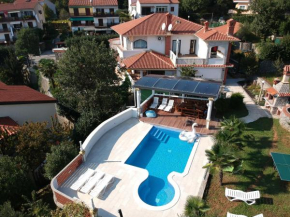 Apartments with a swimming pool Opatija - Pobri, Opatija - 16390